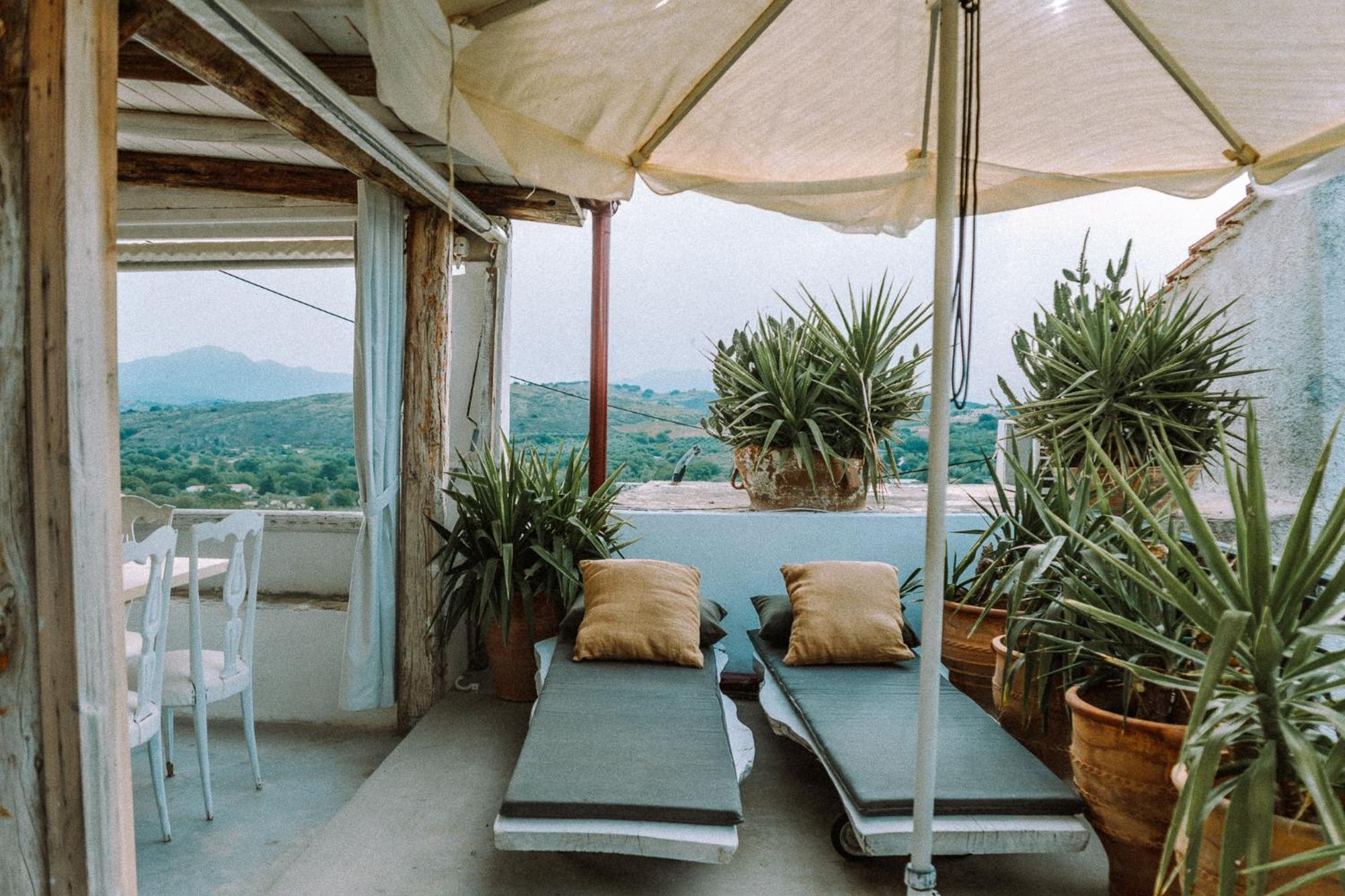 Villa Antonia'S Stonebuilt Mansion With A Private Pool Arménoi Esterno foto