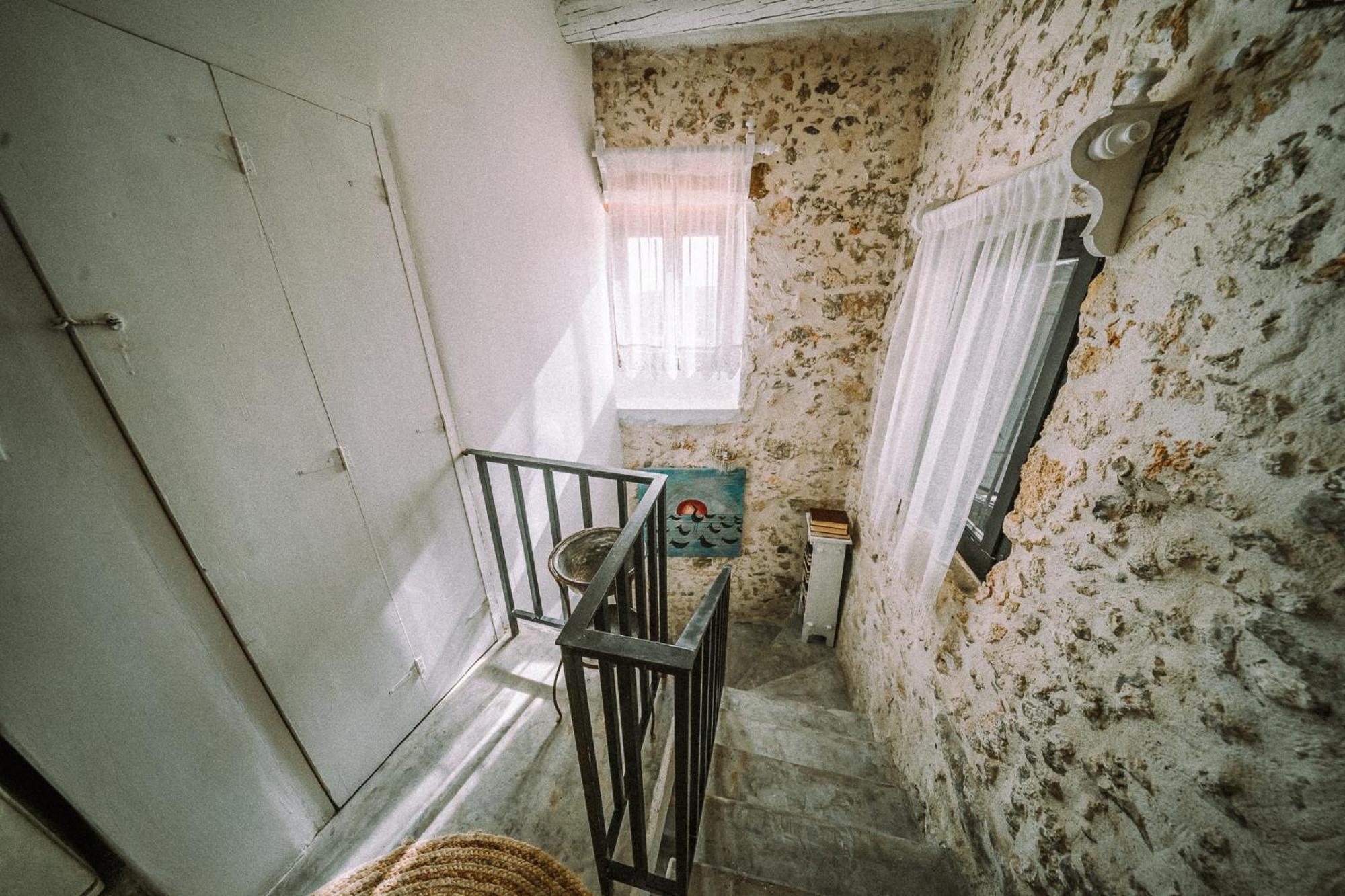 Villa Antonia'S Stonebuilt Mansion With A Private Pool Arménoi Esterno foto